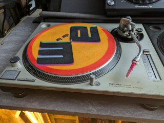 Technics SL-1200 MK2 Tocadiscos Plata