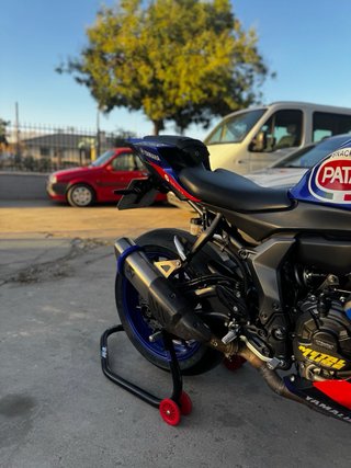 Yamaha R7 Azul y Roja