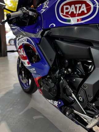 Yamaha R7 Azul y Roja