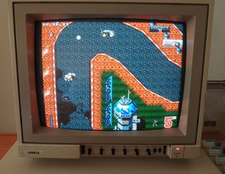 Commodore Amiga 2000 con monitor