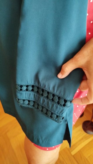 Blusa Sfera azul petróleo talla M