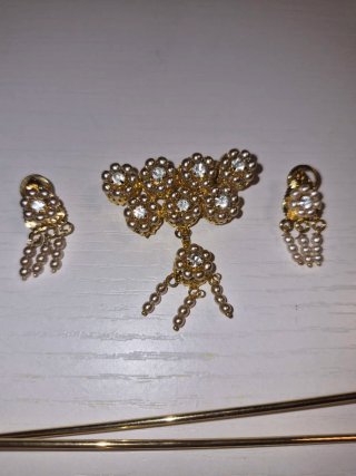 Conjunto Aderezo Bebé Oro y Perlas