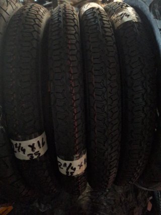 Cubierta Mitas 2 1/4-16