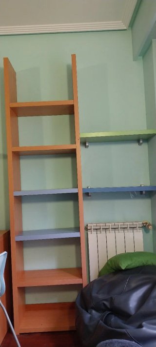 Conjunto escritorio, librería y baldas