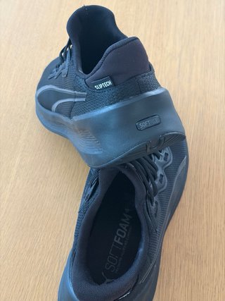 Zapatillas Puma Negras talla 41
