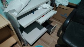Scrivania ufficio grigio e bianco