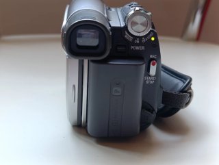 Videocamera Sony Handycam DCR-HC23E