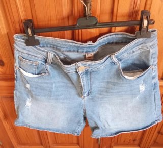 Lote 4 Pantalones Cortos Vaqueros