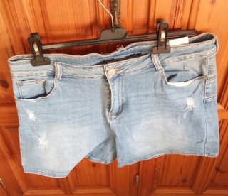 Lote 4 Pantalones Cortos Vaqueros