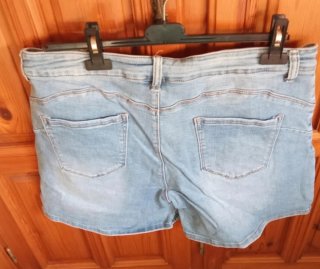 Lote 4 Pantalones Cortos Vaqueros