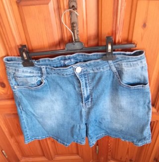 Lote 4 Pantalones Cortos Vaqueros