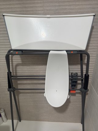 Bañera Stokke Flexi Bath con patas y reductor