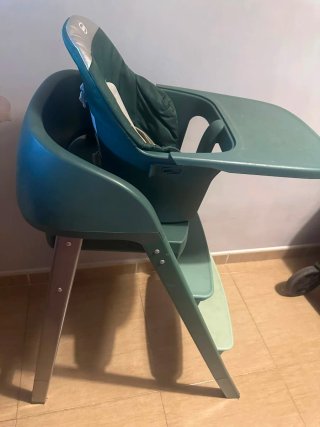 Minicuna y trona bebé