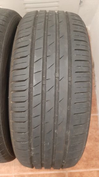 205/50R17 93W Ceat