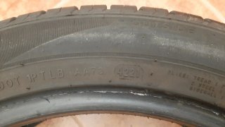 205/50R17 93W Ceat