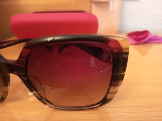 Gafas de sol Tous negras y rosas