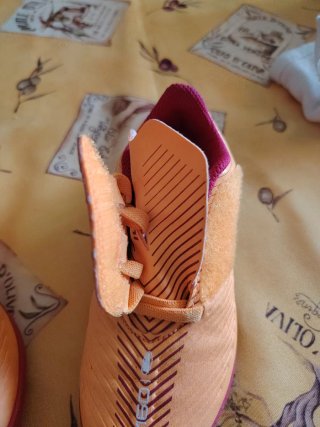 Botas de fútbol niño Talla 27