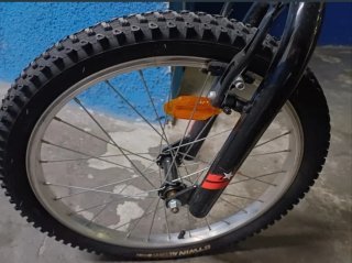 Bicicleta Infantil B-Twin Roja