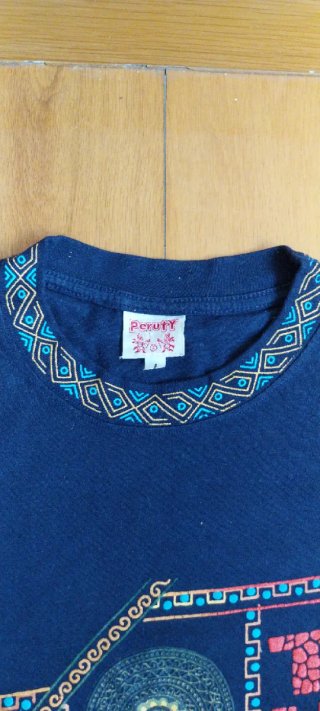 Camiseta peruana azul manga larga