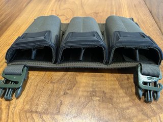 Pouch triple