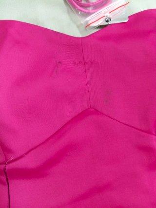 Vestido fiesta El Corte Inglés rosa fucsia.