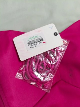 Vestido fiesta El Corte Inglés rosa fucsia.