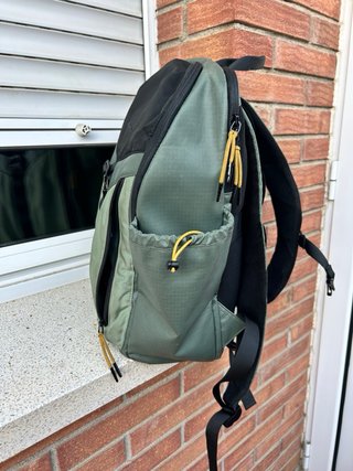 Mochila Piquadro Negra y Verde