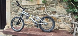 Llanta Bici Trial Monty 19X2.70 (71-387)