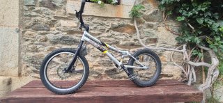 Llanta Bici Trial Monty 19X2.70 (71-387)