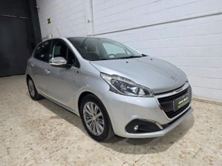 Peugeot 208 style