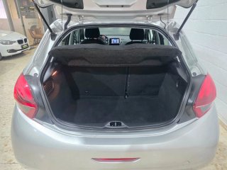 Peugeot 208 style