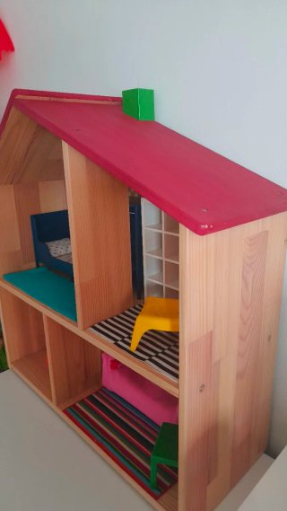 Casita Muñecas IKEA Flisat + Muebles