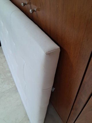 Cabezal de cama blanco polipiel