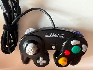 Nintendo GameCube (Negra) + Mandos
