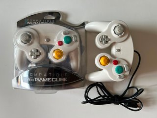 Nintendo GameCube (Negra) + Mandos