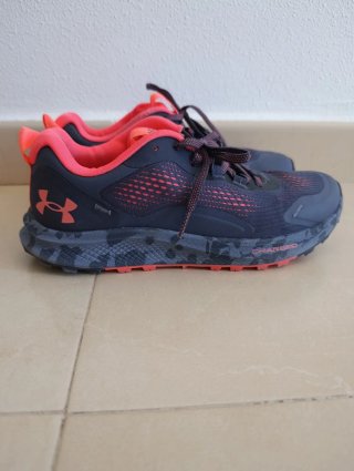 Zapatillas Under Armour Azul y Rosa