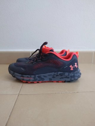 Zapatillas Under Armour Azul y Rosa