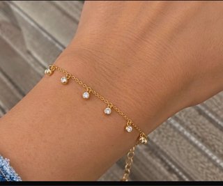 Pulsera Blanca Romeo Bañada en Oro