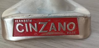 Lote 2 Ceniceros VERMOUTH CINZANO Metálicos