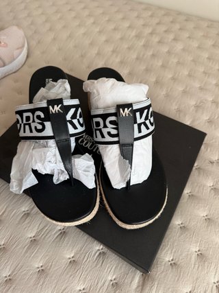 Chanclas Michael Kors MK Negras ORIGINALES
