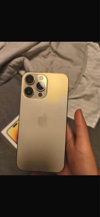iPhone 14 Pro Max