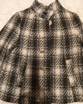 Chaquetón cuadros beige y negro