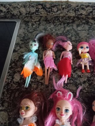 Lote de 10 muñecas pequeñas