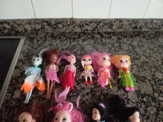 Lote de 10 muñecas pequeñas