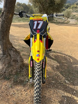 Suzuki RM 125 Motocross