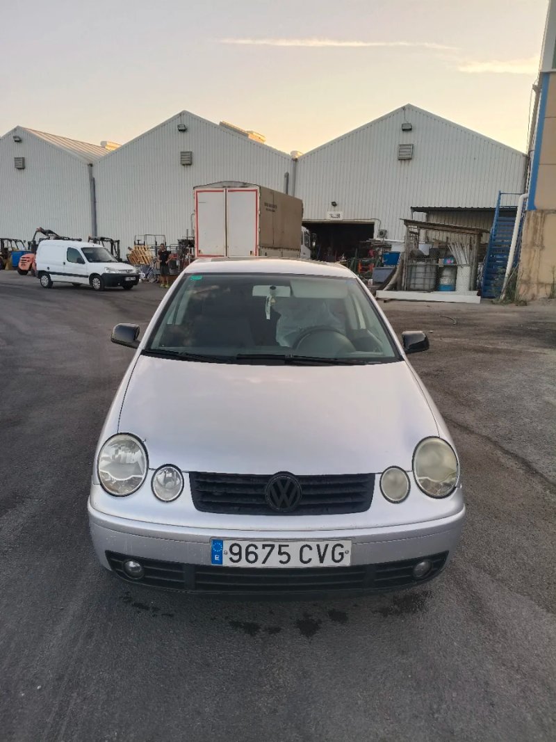 Volkswagen Polo 2005 - foto 1