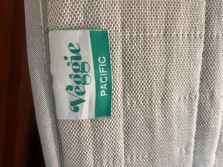 Cama matrimonio LUFE madera + colchón