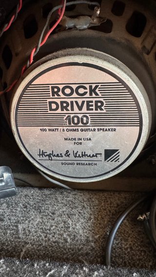 Amplificador guitarra Hughes & Kettner ATS Sixty