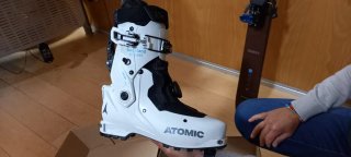 Esquis skytrab stelvio 85 + Botes atomic backland