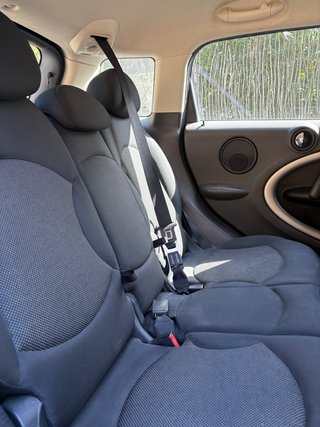 MINI Countryman One D